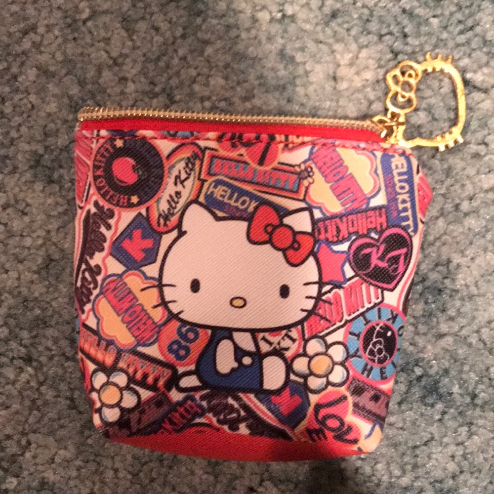 Cute Hello Kitty pouch ♥️